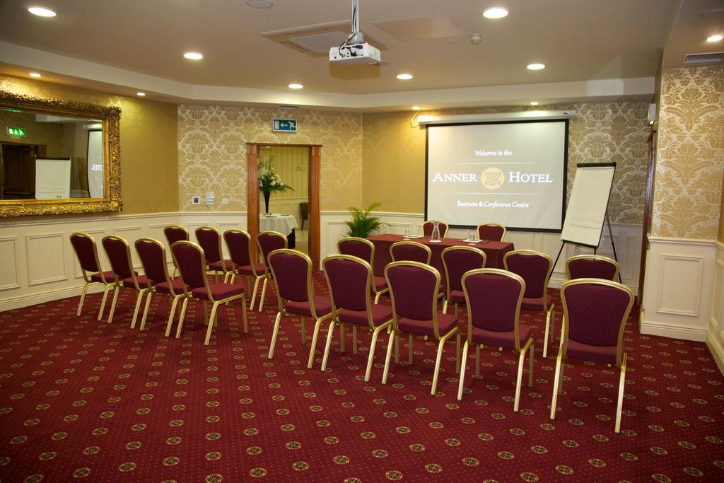 Anner Hotel Thurles Extérieur photo