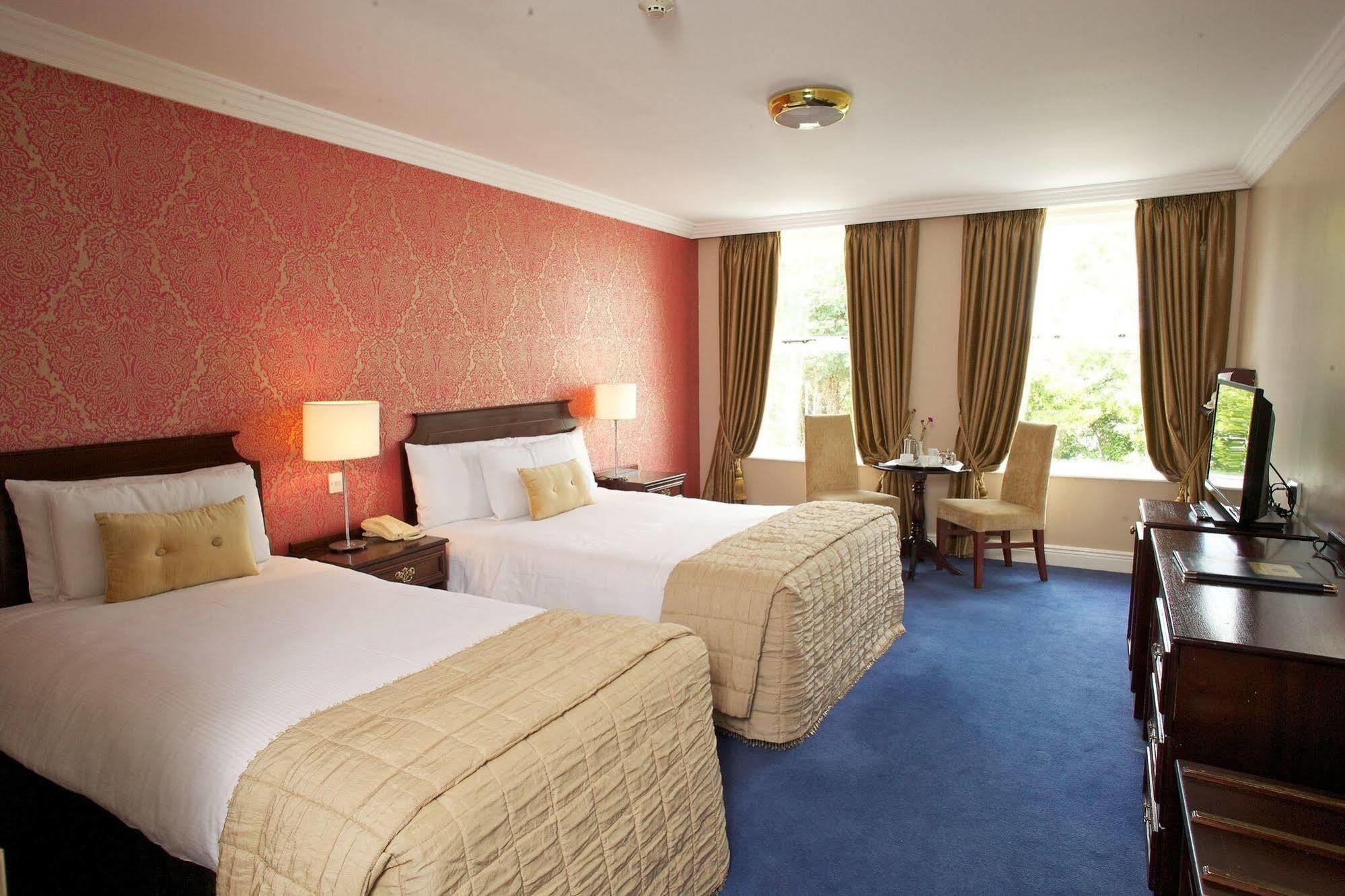 Anner Hotel Thurles Extérieur photo